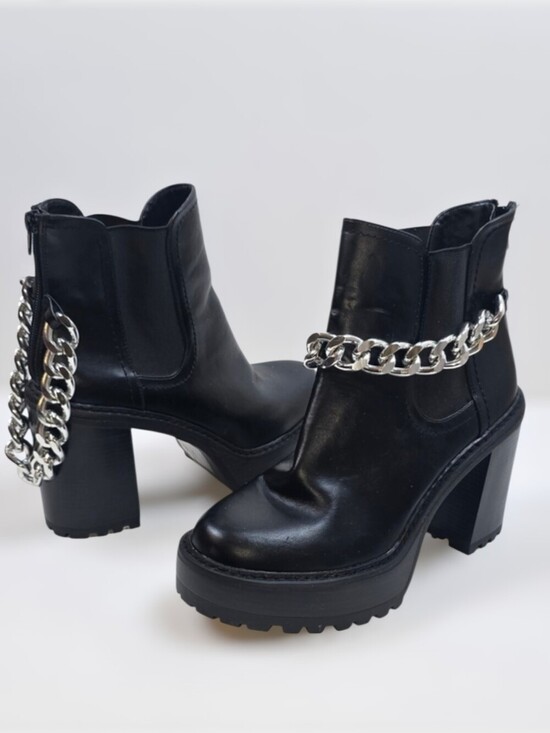 Madden Girl Shoes - Madden Girl Chunky Platform Ankle Boots Chain Detail Lug Sole Size 9 Punk Goth